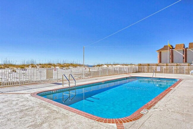 Photo - 633 W Beach Blvd Unidad ID1266210P