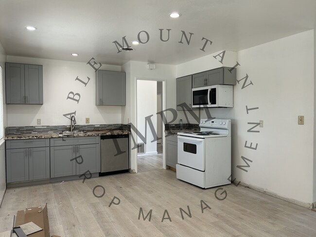 Photo - 2262 Las Plumas Ave