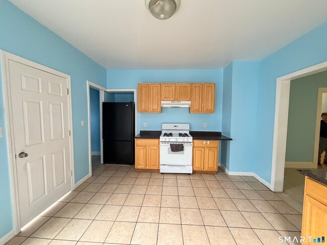 Photo - 1553 E Main St Unit 1st fl