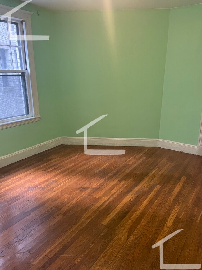 Photo - 28 Sidlaw Rd Unit 6