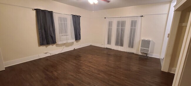 Photo - 2516 Council St Unit 2516