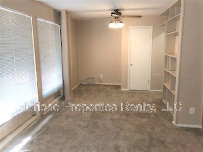 Photo - 1310 S Grape St