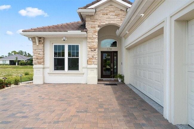 Photo - 128 Del Palma Dr Casa