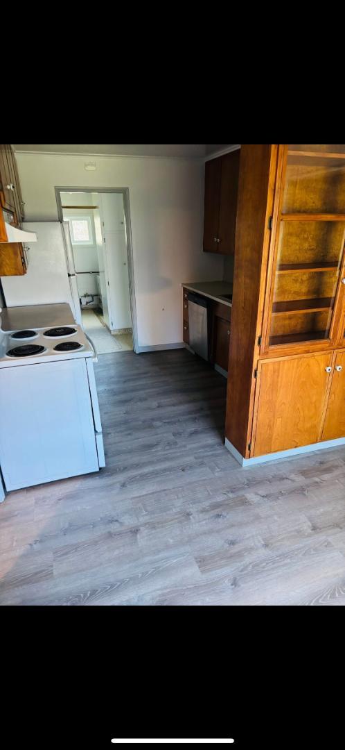 Photo - 315 Diamondville Ave