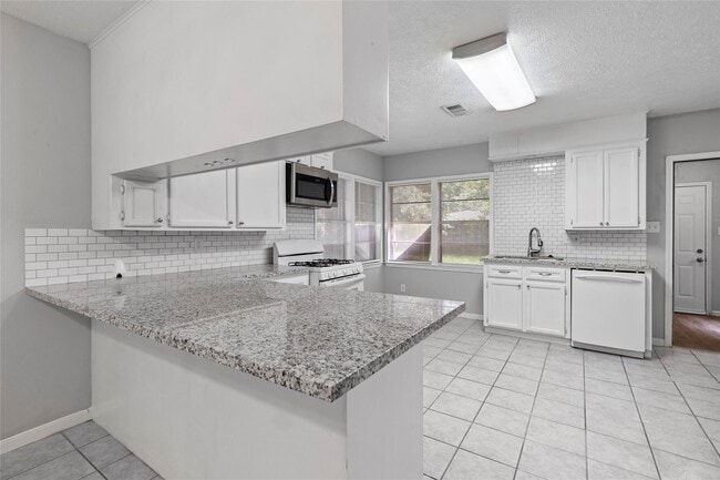 Photo - 12109 22nd St