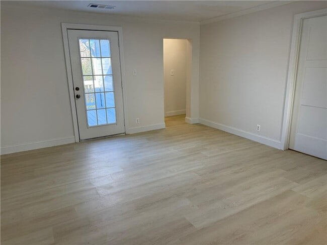 Photo - 3915 Dahlonega Hwy