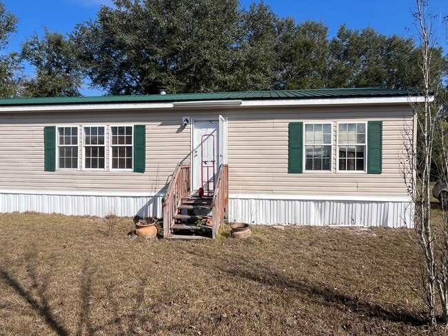 Building Photo - Spacious 3 Bedroom, 2 Bath Manufactured Home – Live Oak, FL
