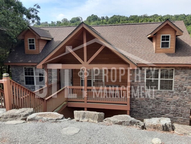 Gorgeous Lodge in Gated Community! - Gorgeous Lodge in Gated Community! House