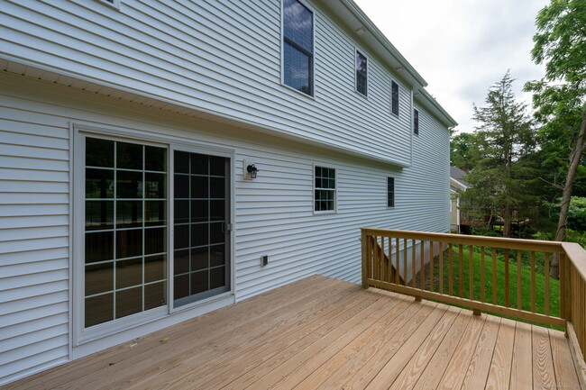 Photo - 290 Parker St