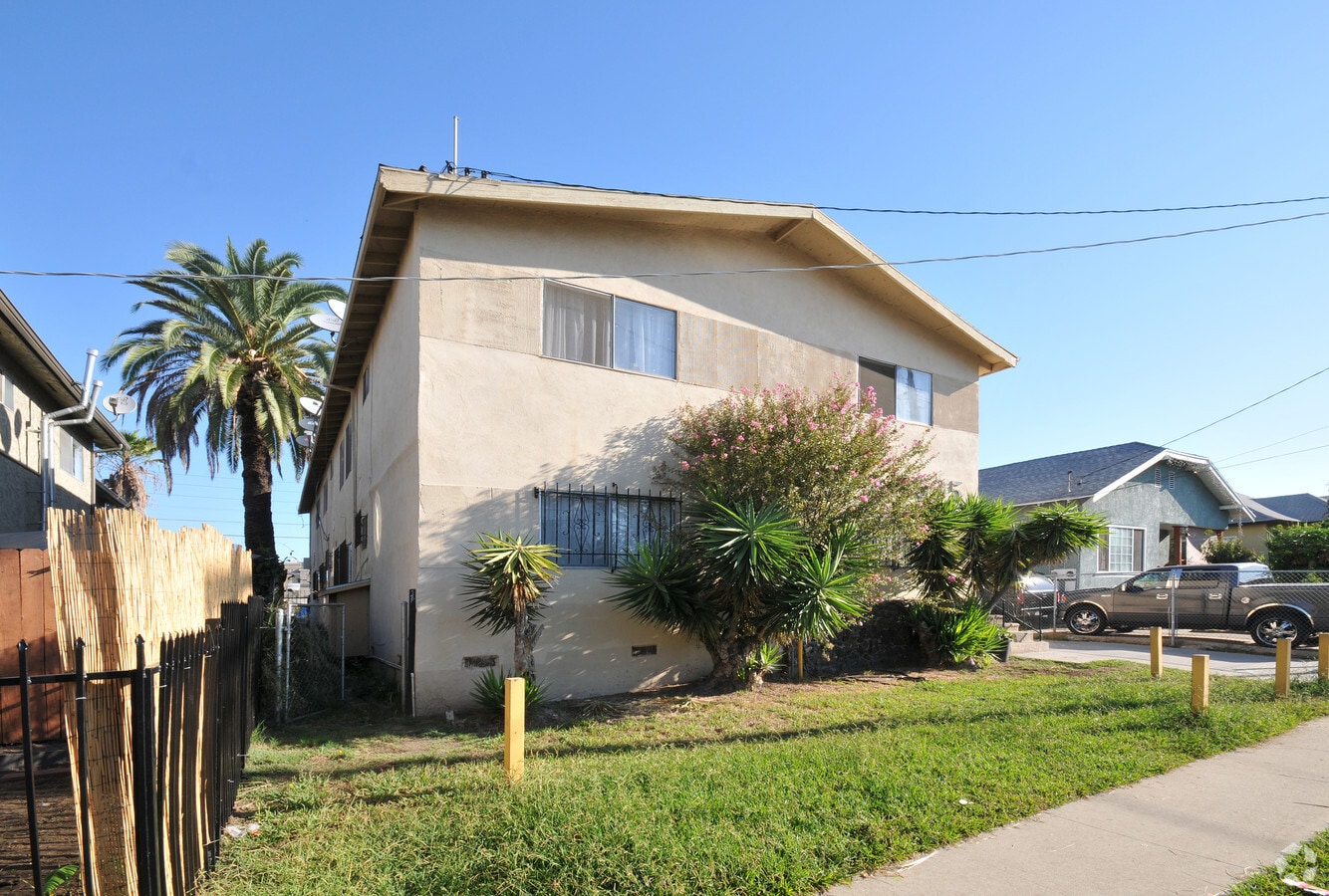 Photo - Troy Place Apartments