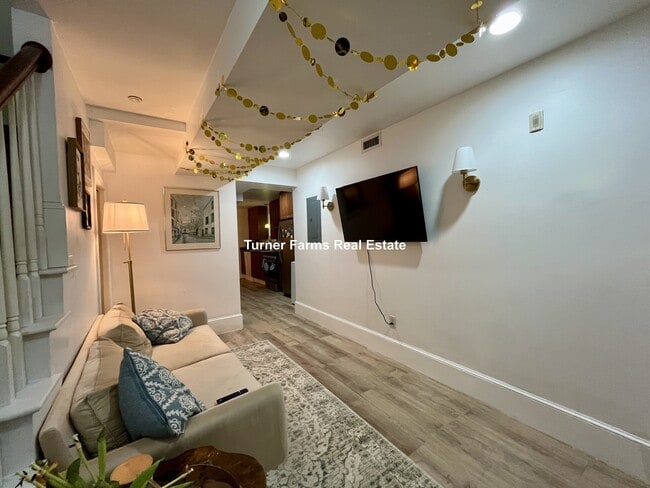 Photo - 64 Louis Prang St Unit 1