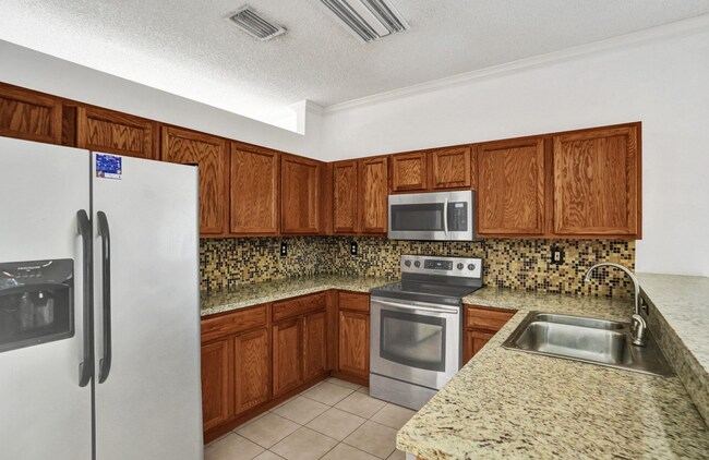 Photo - 3717 Pebblebrook Manor