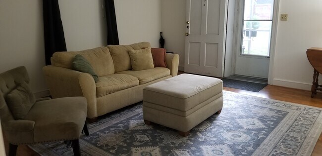 Photo - 342 Fairmont Ave, Apt #8 Unit Comfortable In-Towner