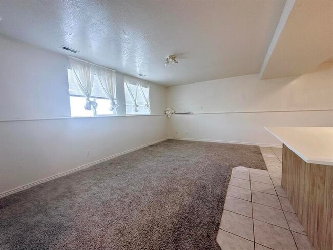 Photo - 1710 W 100 N