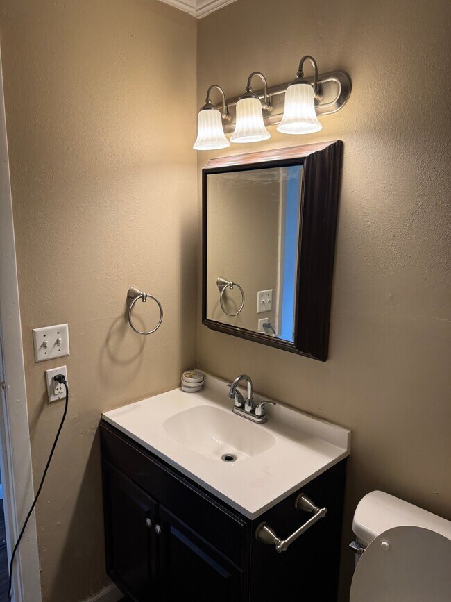 Photo - 1407 N Main St