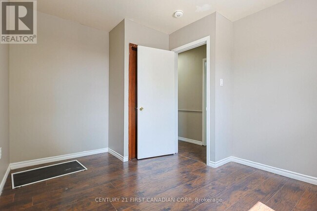 Photo - 1775 Oxford St E