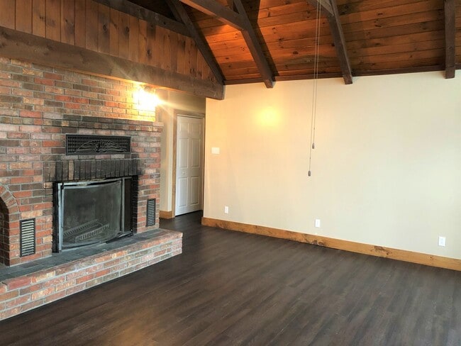 Photo - 350 US-7 Unidad 102