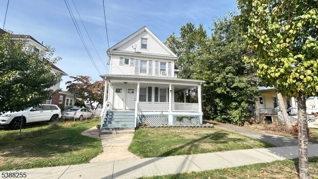 Photo - 354 W 2nd St