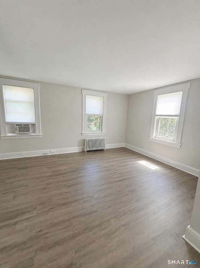 Photo - 243 Glenville Rd Unit 2nd Floor