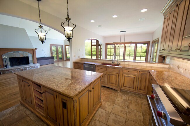 Photo - 11560 N Canterbury Dr