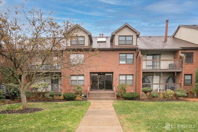 Building Photo - 142 Beverly Hill Terrace Unit H