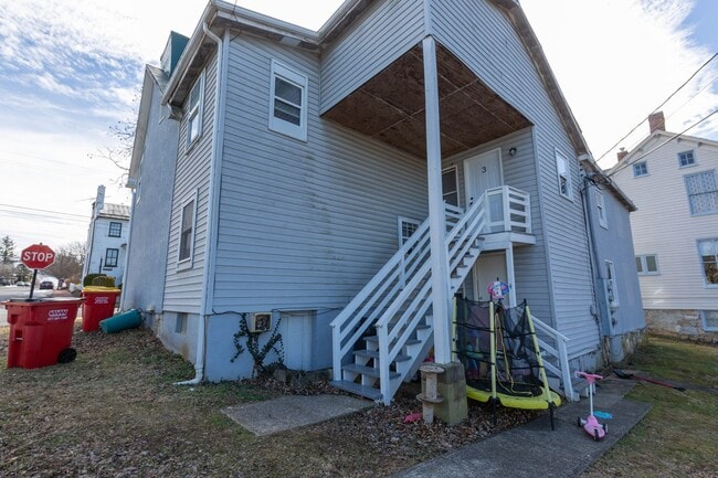 Photo - 324 E Washington St Unit 3