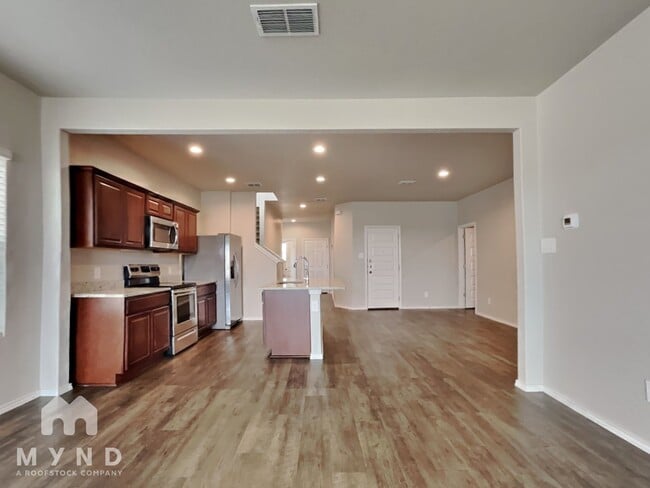 Photo - 4129 Asher Alley