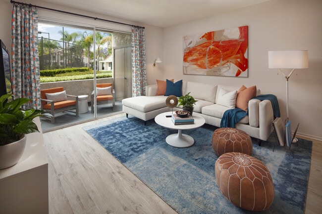 Aliso Town Center Apartment Homes