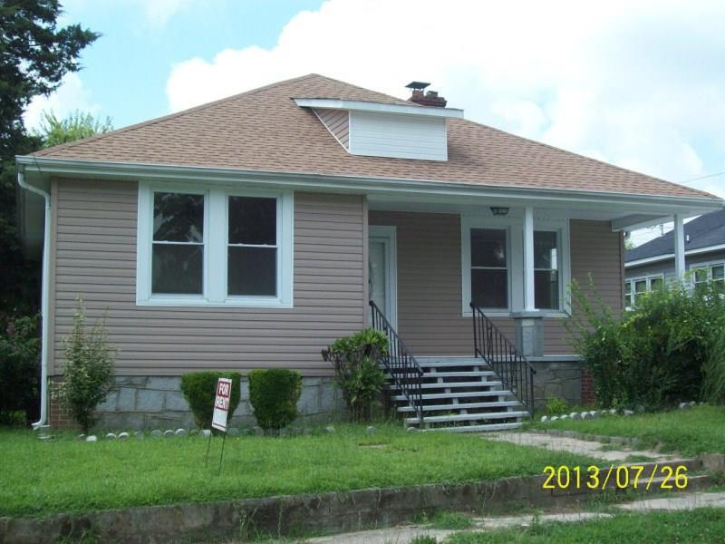 Photo - 211 Snyder Ave
