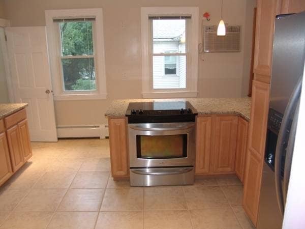 Photo - 124 Raymond Rd Unidad #2