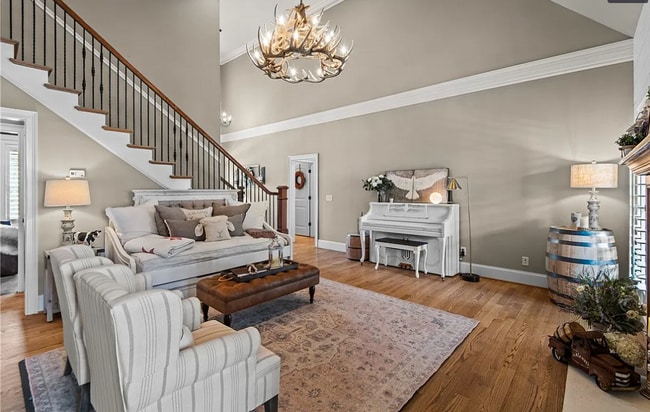 Photo - 106 Kettle Oak Way