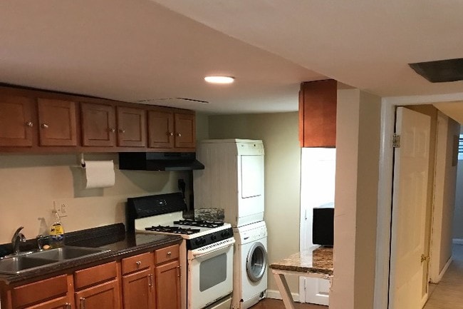 Room Rental - 3522 Greenspring Ave