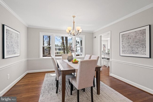 Photo - 5112 Scarsdale Rd