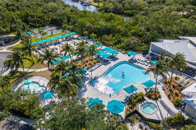 Photo - 20930 Island Sound Cir Unidad 402