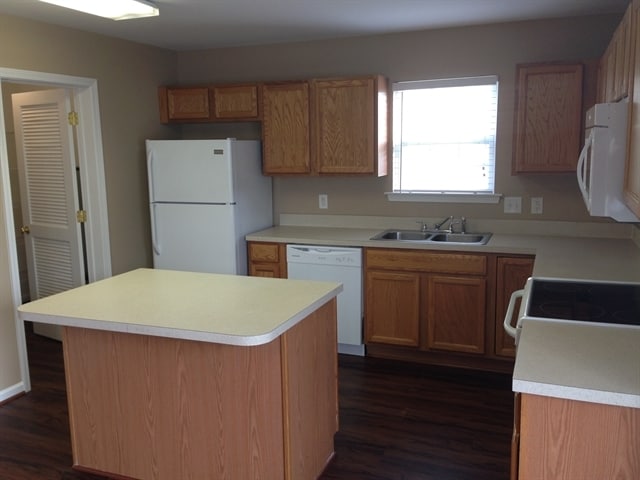 Photo - 244 Royalton Rd