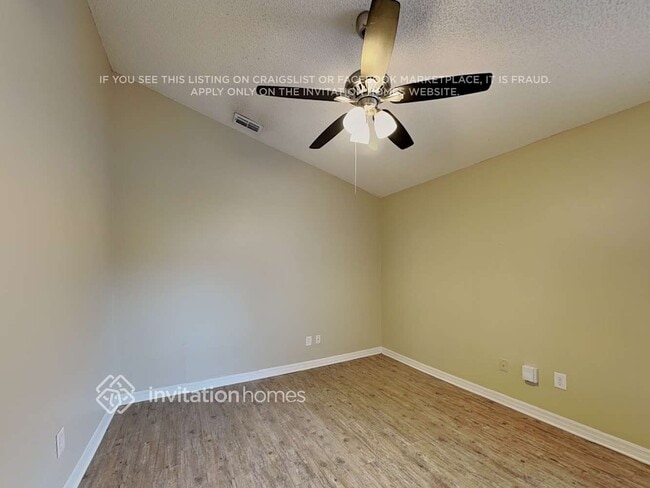 Photo - 1401 Brookebridge Dr