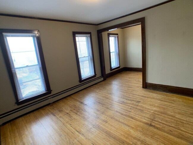 Photo - 698 Conway St Unidad Upper