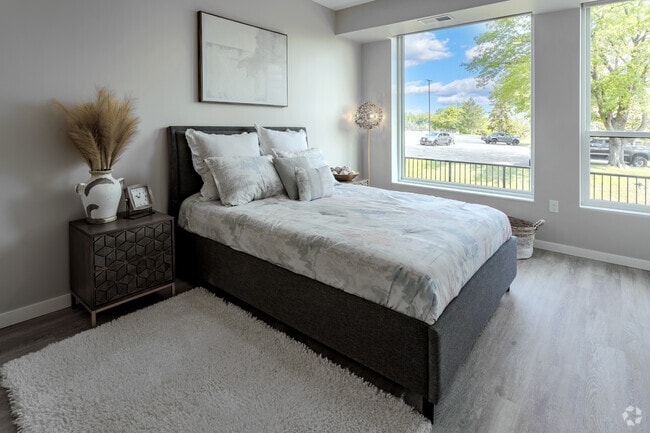 1BR, 1BA - Aquila - Townline Apartments