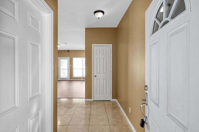 Photo - 172 Binnacle Ct Unidad A