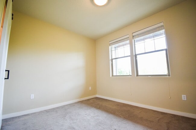 Photo - CHA16417 Unit 104