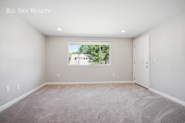 Photo - 135 Walnut St Unit D