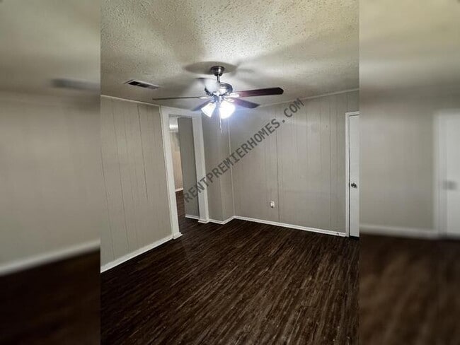 Photo - 6617 Whippoorwill Ln