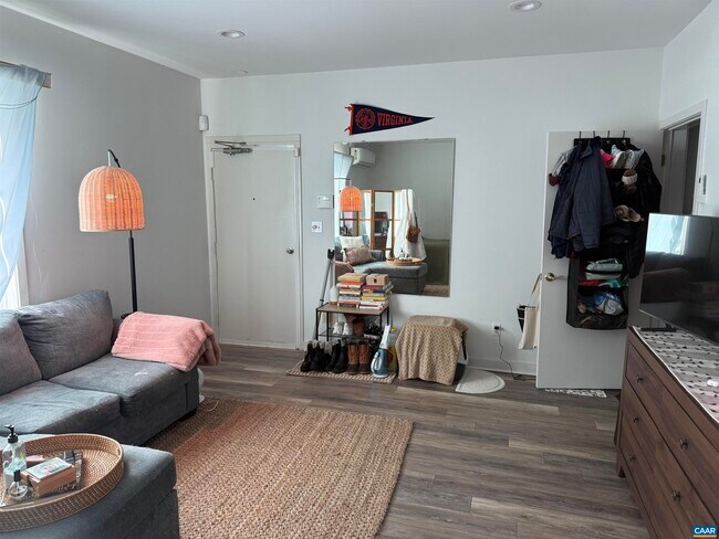 Photo - 1311 Wertland St Unit B