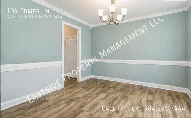 Photo - 104 Edmer Ln