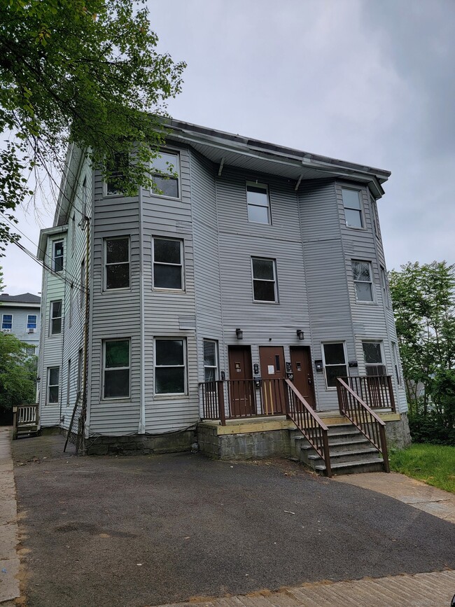 Building Photo - 57 Ludlow St Unit 2E Rental