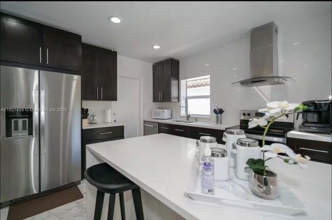 Photo - 35 SW 28th Rd