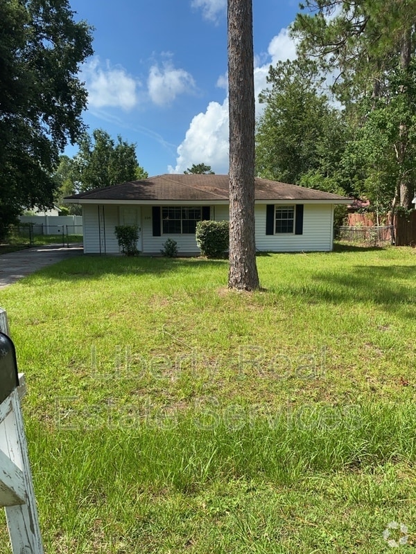 Building Photo - 228 Pointe S Dr Rental