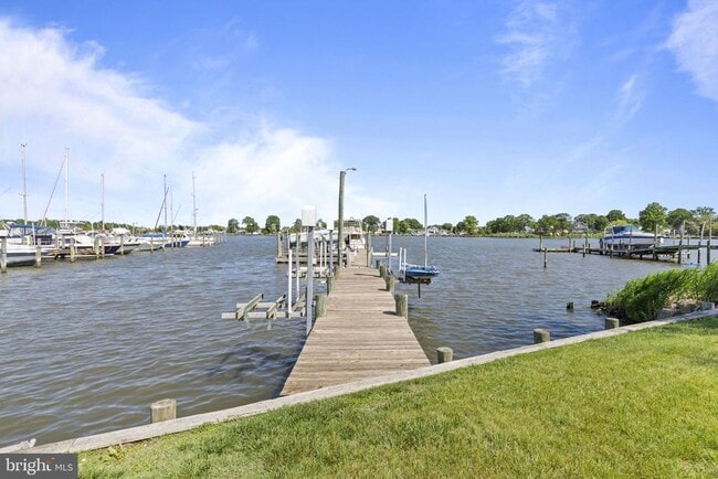 Photo - 7212 Bay Front Rd