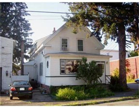 Building Photo - 20 Ashland St Unit 1
