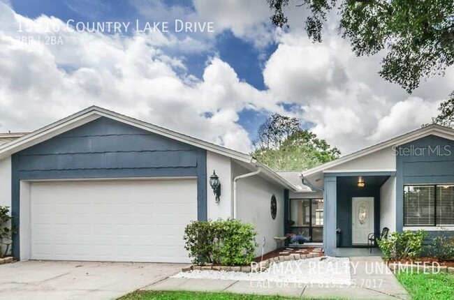 Photo - 15716 Country Lake Dr Casa